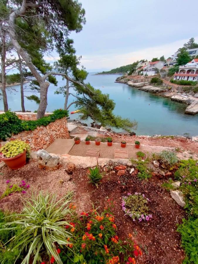 Apartments By The Sea Basina, Hvar - 542 Vrbanj Luaran gambar